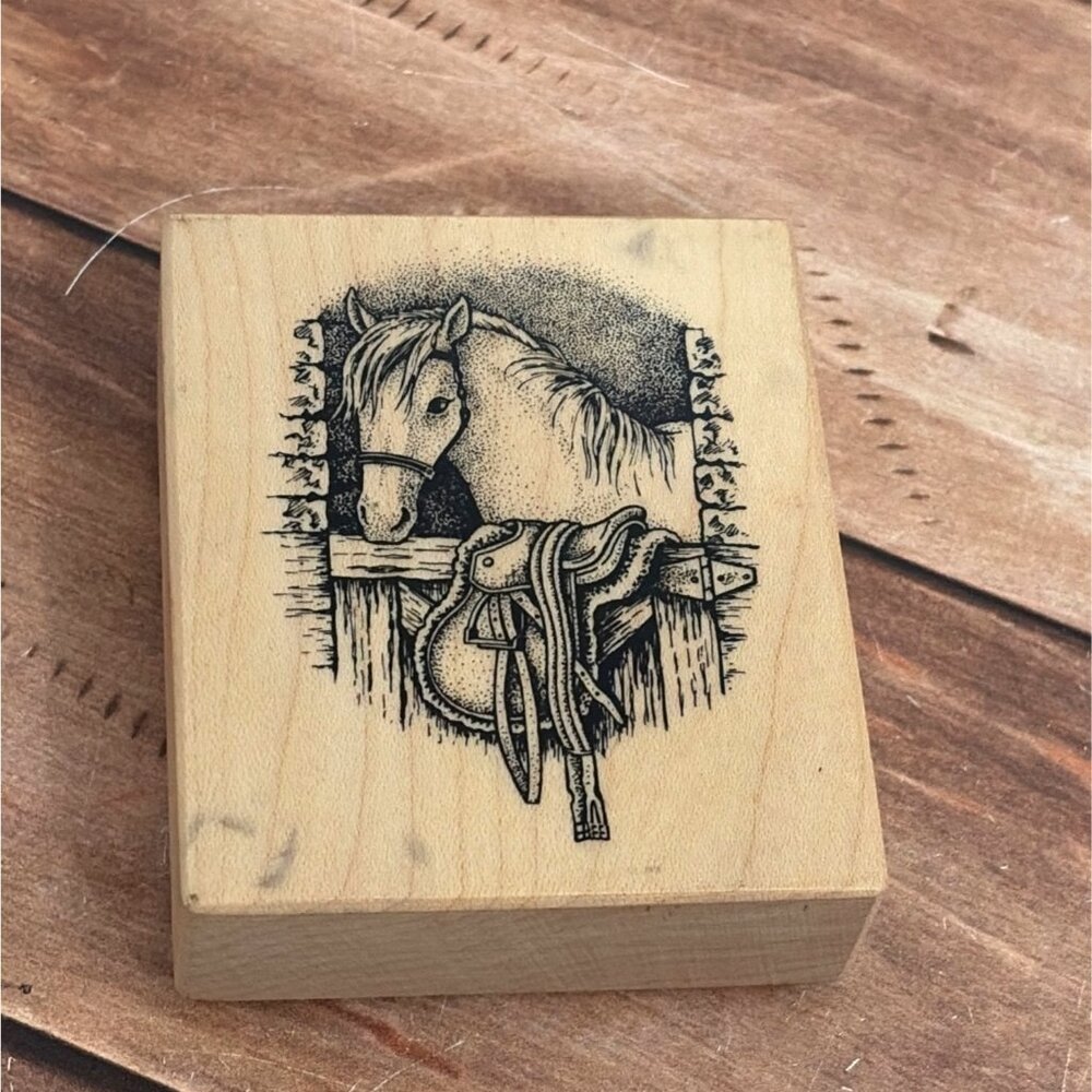1996 PSX G-1874 HORSE IN BARN WOOD MOUNTED RUBBER STAMP SADDLE